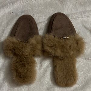 Brown Faux-Fur mule with Gold Accent